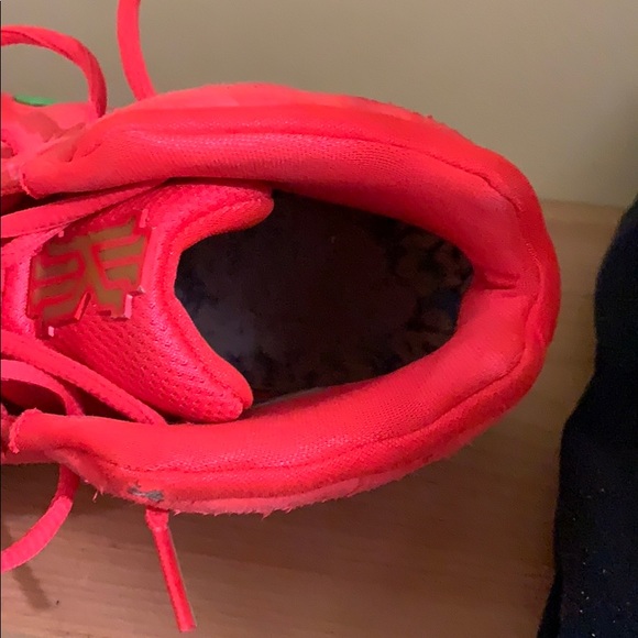 kyrie lucky charms youth